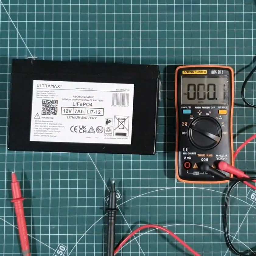Troubleshooting LiFePO₄ battery charging and maintenance infographic